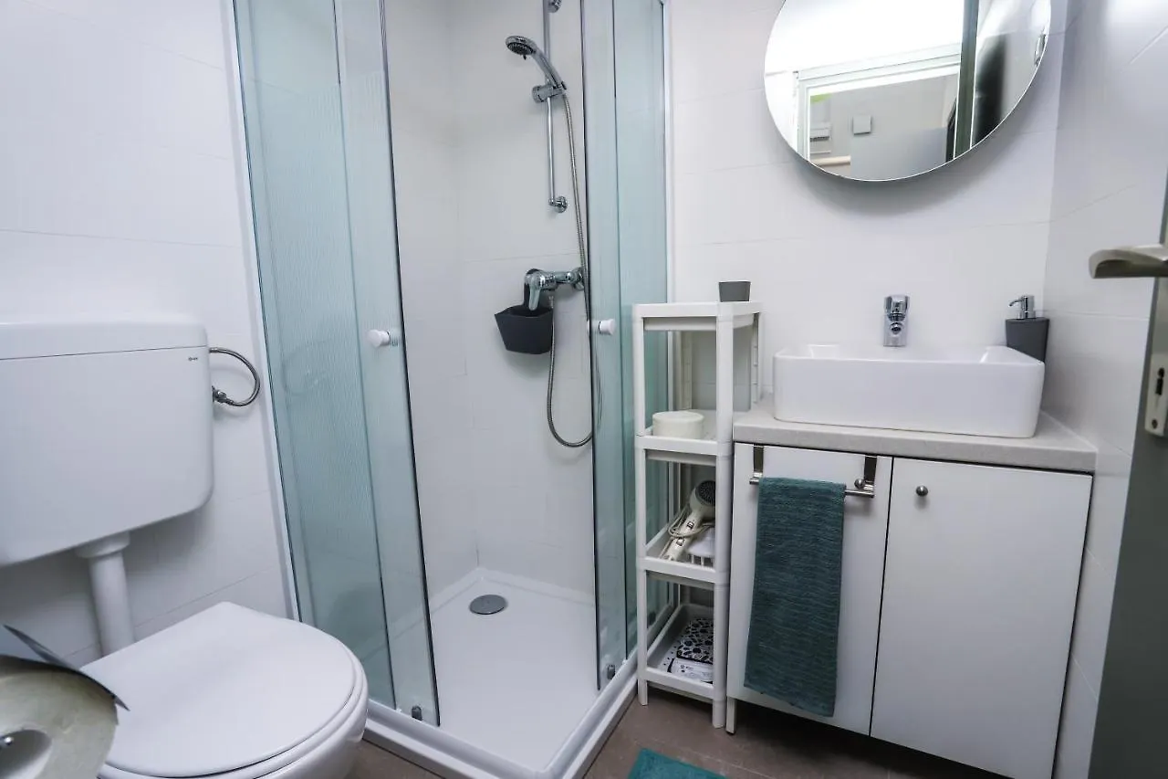 Studio Nina Porec Apartment